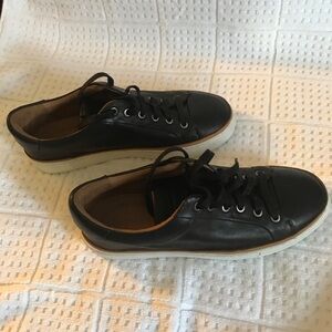 Men's Black Leather Sneakers